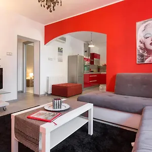 Apartament Gotier, Sodici